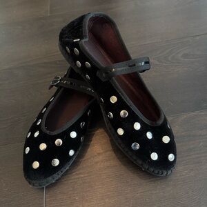 FLABELUS Womens Embellished Mae Shoe in Silver Black Velvet 40